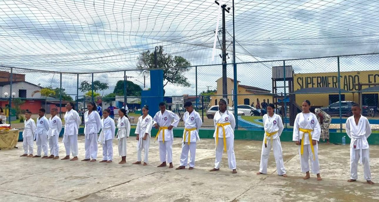 Itanagra fortalece o projeto de Karatê nas escolas e realiza segundo exame de graduação de faixas